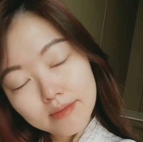 Amie Hu - 3-min skincare routine with V 10 Plus