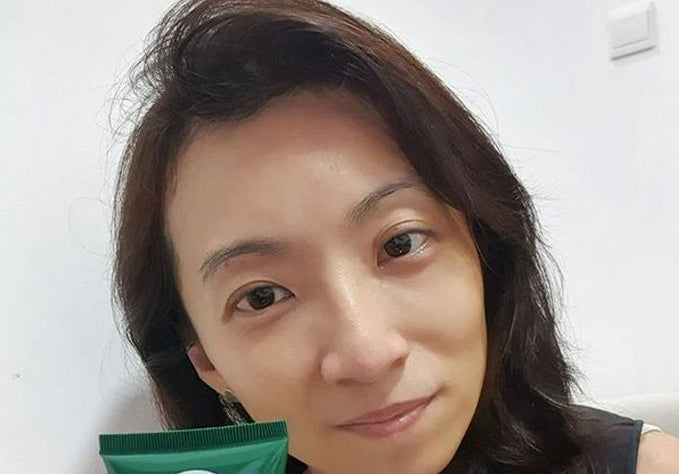 Gladys Heng - Sharing my night skincare routine using V 10 Plus