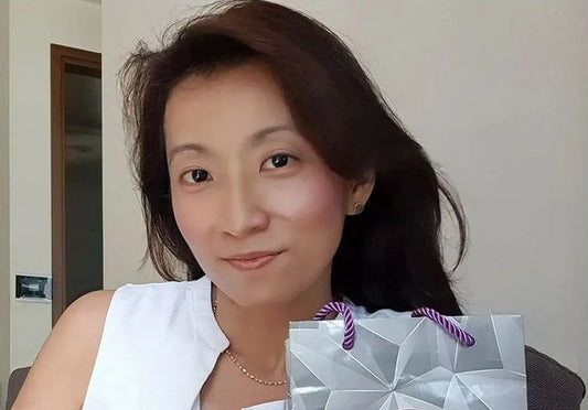 Gladys Heng - V 10 Plus Award Winning Skincare in Asia and Europe!